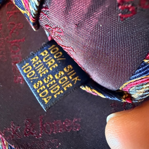 Bullock & Jones Handmade Spain Silk Medallion Tie Navy Red Gold 57” - Picture 9 of 13